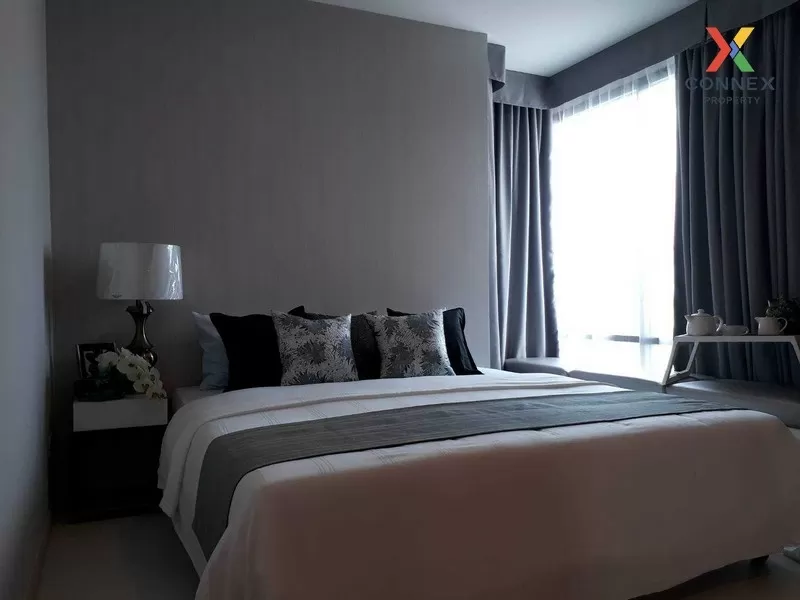 FOR SALE condo , RHYTHM Sukhumvit 42 , Duplex , high floor , BTS- 2